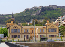 L'Ajuntament proporcionarà més zones d'ombra als centres escolars del municipi