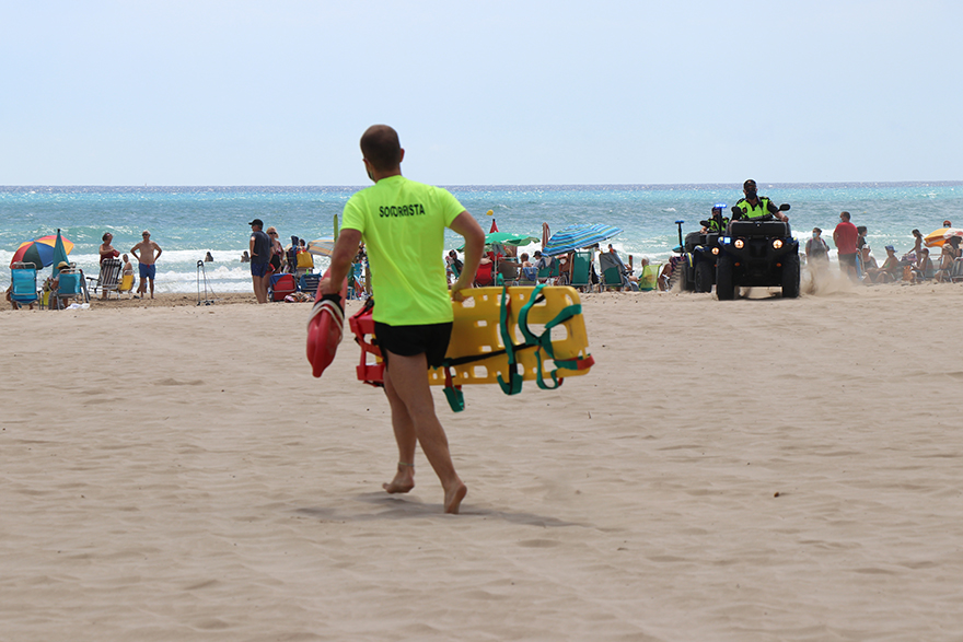 Sagunt posa en marxa per Setmana Santa i Pasqua el servici de Salvament i Socorrisme de les platges