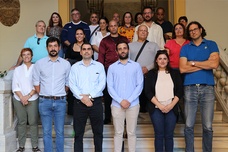 L'Ajuntament de Sagunt rep a una delegació de Cuba