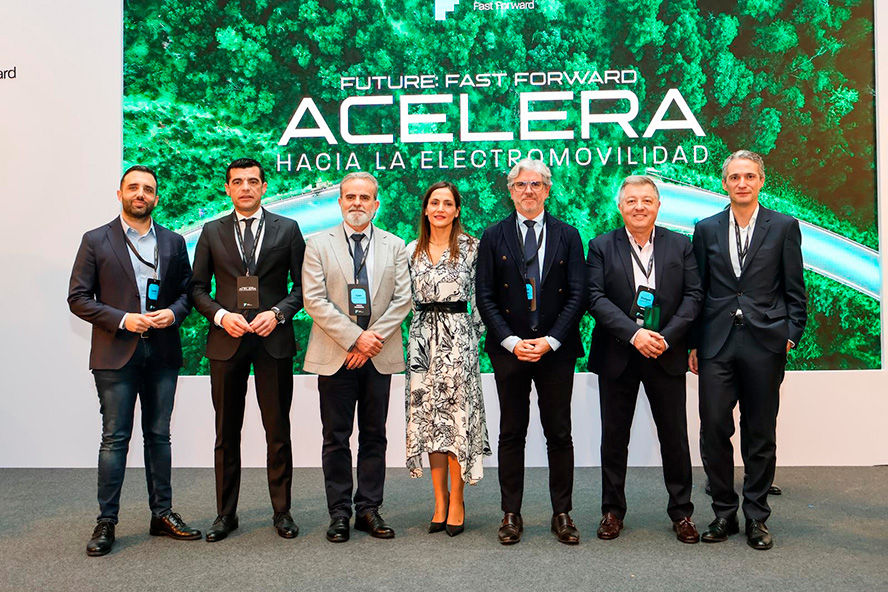 Sagunt reforça el seu posicionament industrial en la trobada “Future: Fast Forward – Acelera hacia la Electromovilidad”