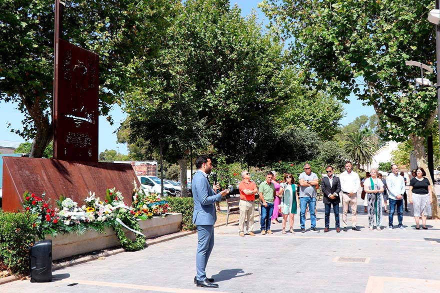 El Port de Sagunt recorda als treballadors de la siderúrgia morts en accidents laborals al llarg dels seus 120 anys d'història