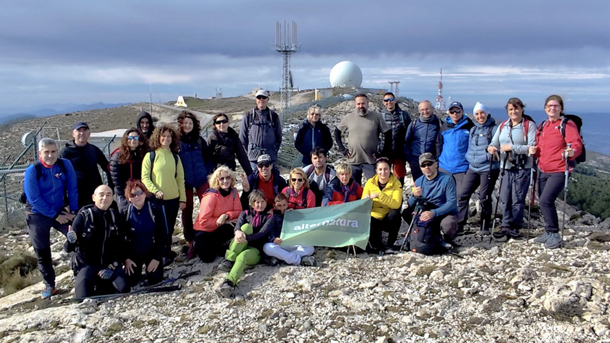 Alternatura ascendix al pic Aitana, el “sostre d'Alacant”