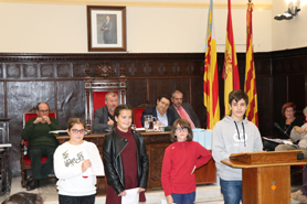 El Ple aprova per unanimitat la Declaració Institucional de la Infància