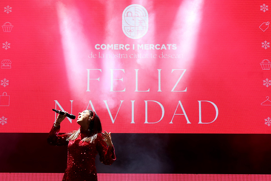 L'enllumenat nadalenc ja il·lumina Sagunt