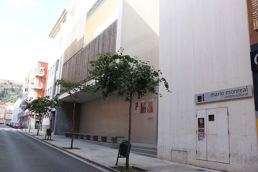 La comèdia "El món està trencat, però és pot caminar" arriba a Sagunt de la mà d’Albena Teatre