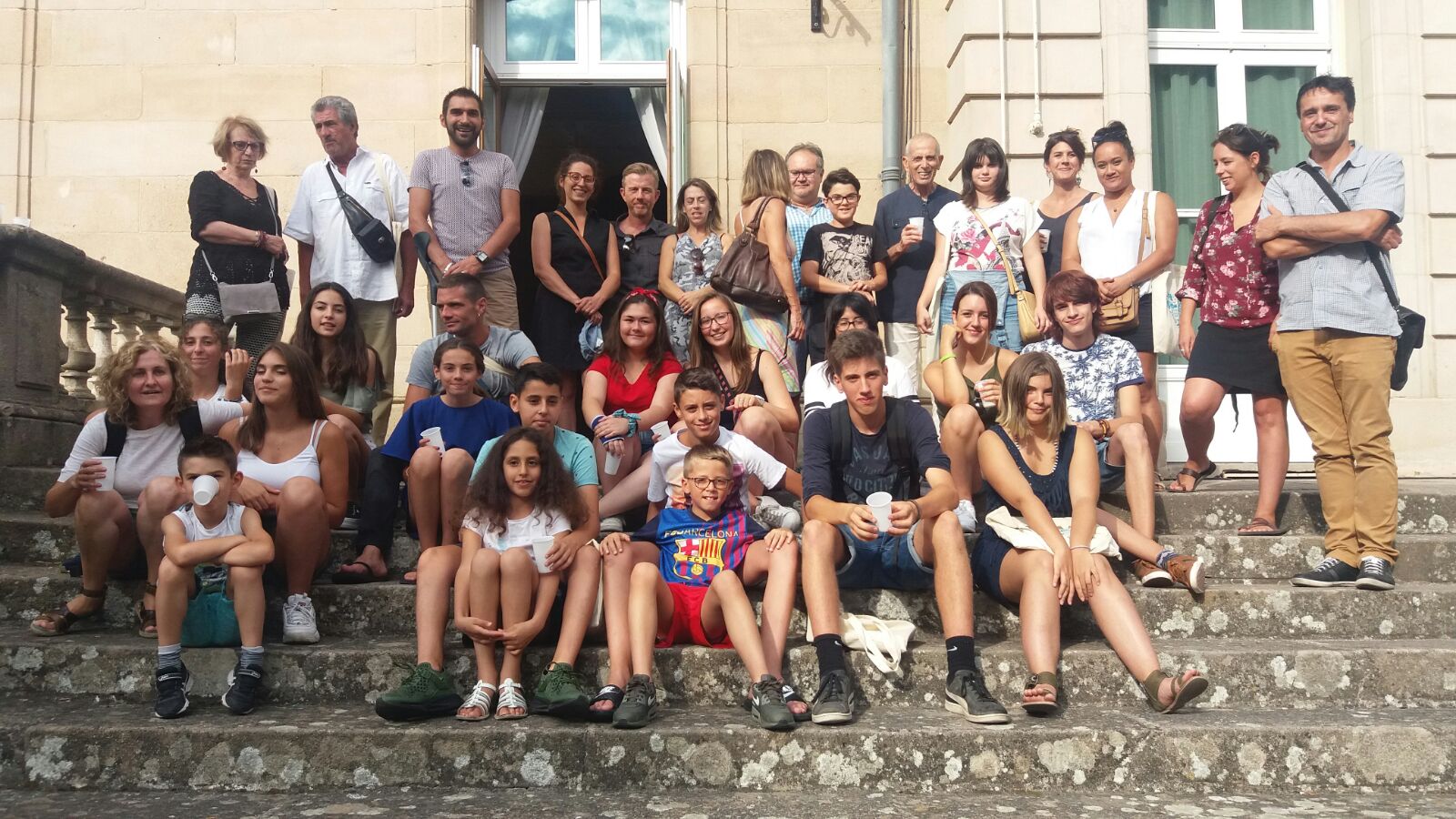 Set jóvens del municipi participen en un intercanvi a Millau