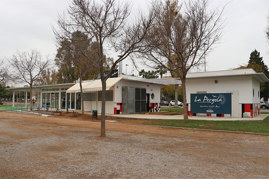 El bar de ‘La Pérgola’ torna a donar servei en el Triángulo Umbral