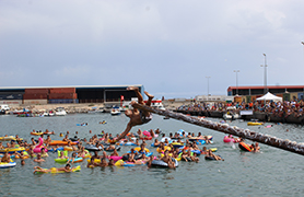 Les cucanyes tanquen les festes Patronals del Port de Sagunt