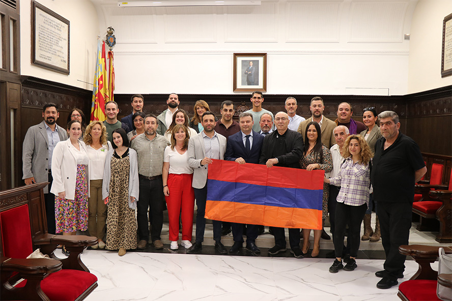 El ple de l'Ajuntament de Sagunt aprova una declaració institucional que reconeix el genocidi armeni