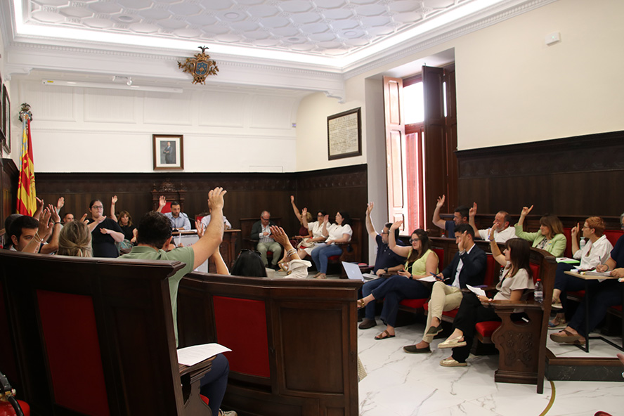 Sagunt reclama per unanimitat al Ministeri d'Igualtat mantindre el finançament íntegre del 100 % del Pla Corresponsables