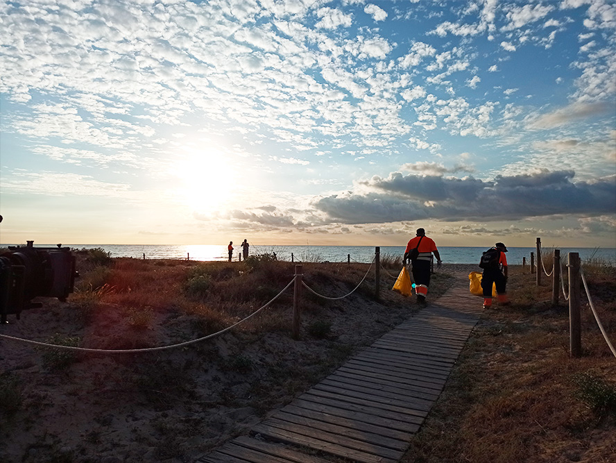 La SAG reforçarà el servici de neteja de platges després de la Nit de Sant Joan