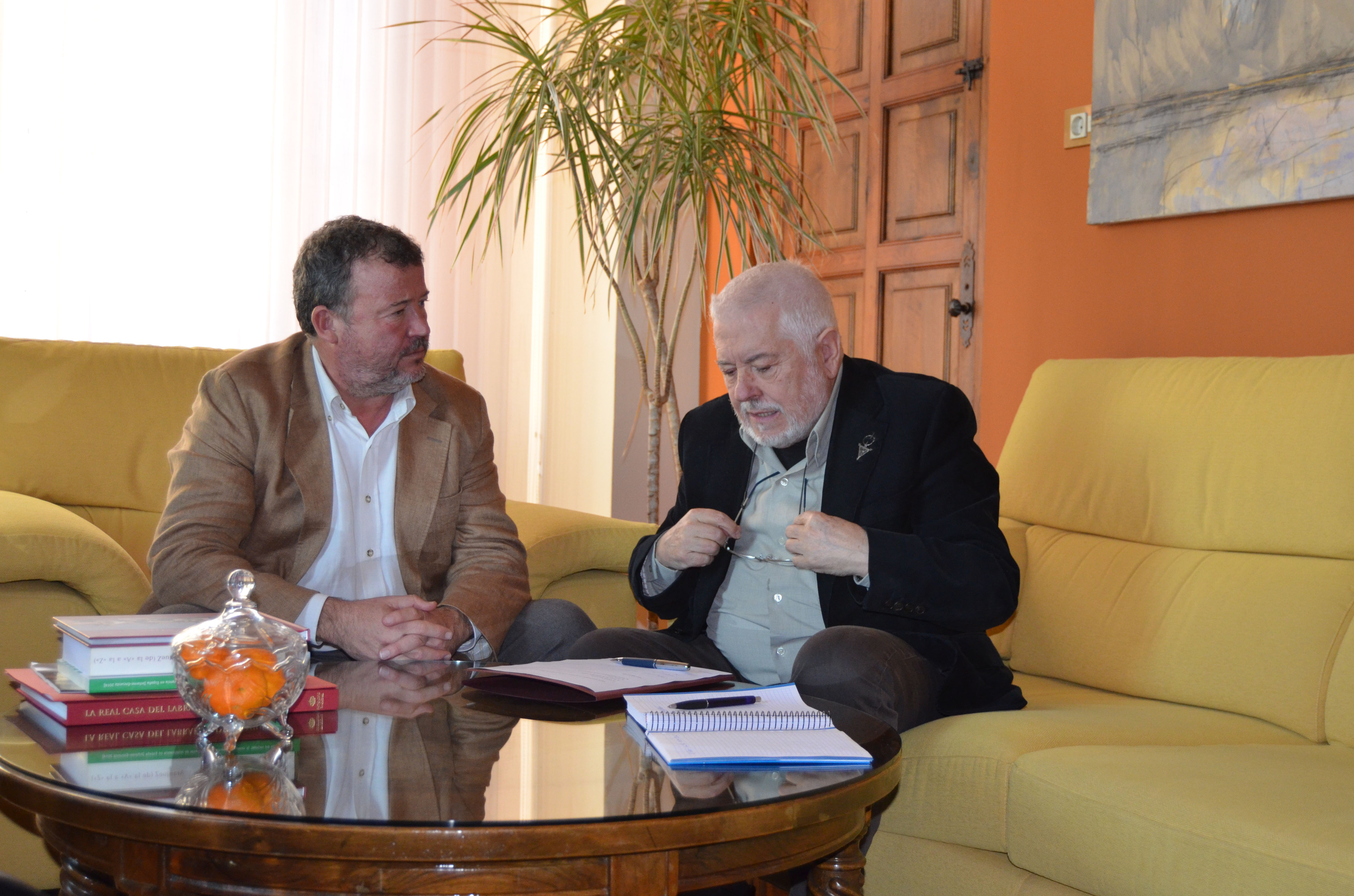 L'alcalde rep el suport del secretari del Consell Valencià de Cultura per a treballar en la candidatura de Sagunt com a Patrimoni de la Humanitat