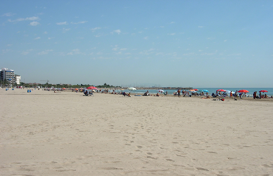La policia de platges realitza 1.067 servicis al Port de Sagunt i Almardà en el mes de juny