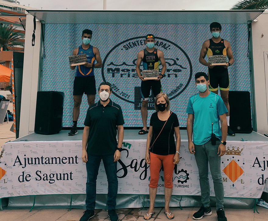 El V Triatló de Sagunt reuneix més de 340 participants en el desé aniversari del Club Morvedre Triatló