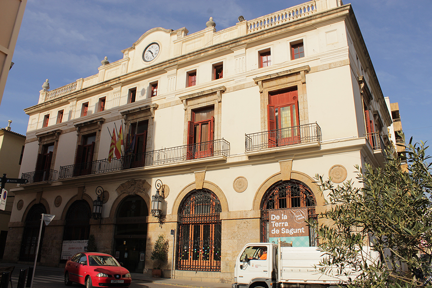 L'Ajuntament de Sagunt modernitza els seus serveis i equips per a millorar l'atenció pública en administració electrònica