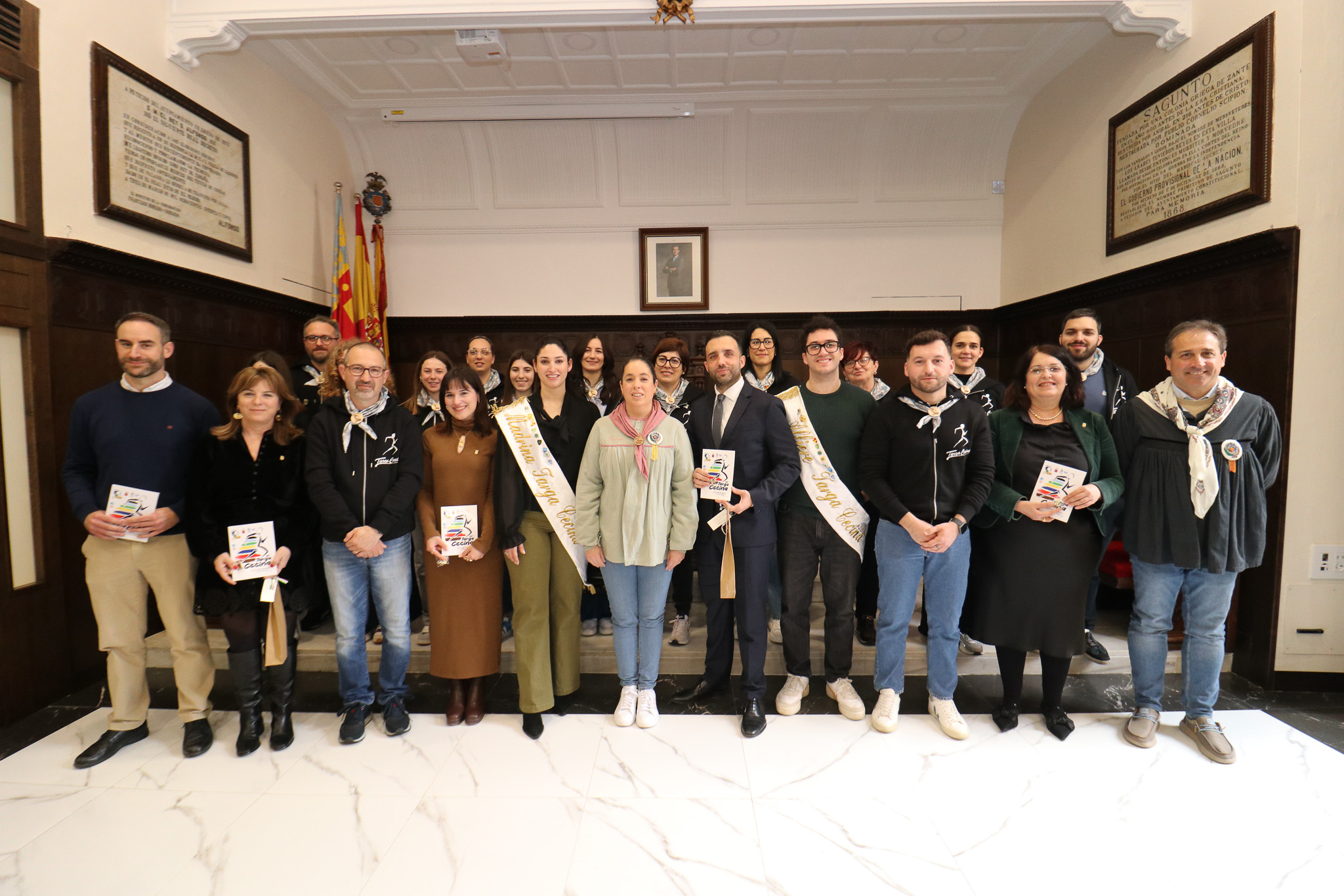 Una delegació de la ciutat agermanada de Cecina visita Sagunt amb motiu de les Falles