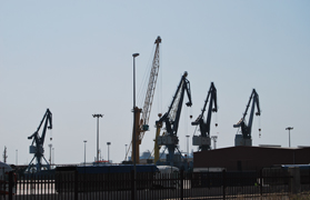 L'alcalde de Sagunt destaca el gran augment del tràfic de vehicles en el port marítim