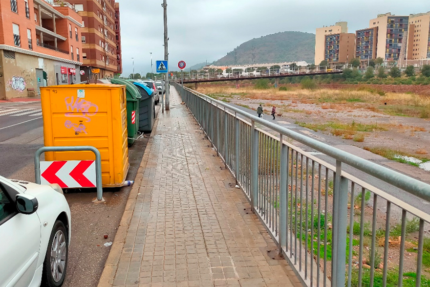 Comencen els treballs de millora d’accessibilitat i servicis de la vorera nord de l’Avinguda Sants de la Pedra