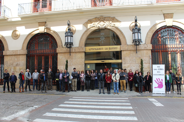 L’Ajuntament de Sagunt condemna el presumpte assassinat masclista ocorregut a Múrcia 