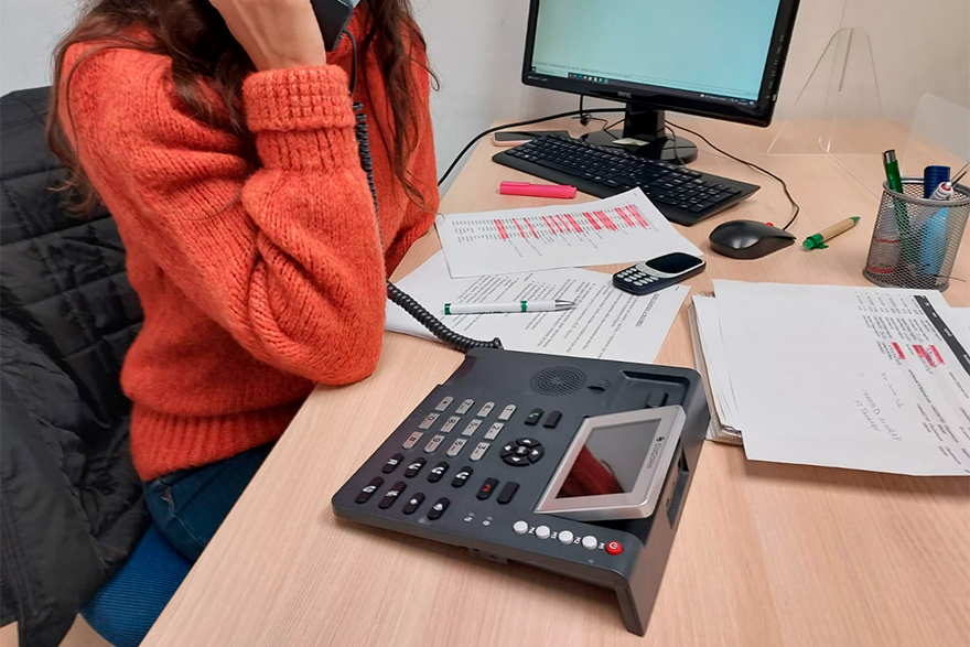 L'Ajuntament de Sagunt torna a impulsar la campanya per a telefonar a les persones majors per Nadal