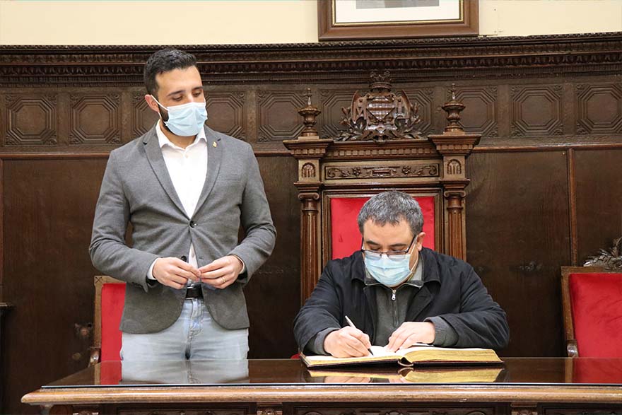 L'Ajuntament de Sagunt va rebre el Cònsol General de Cuba