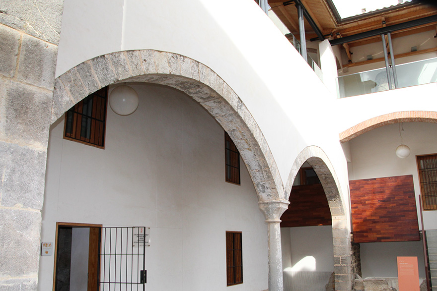 La Casa dels Berenguer acollirà este dissabte la presentació de 'l'Antologia escènica de la tragèdia grega'