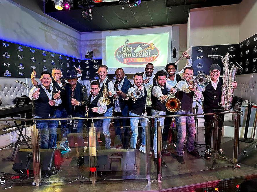 La segona cita de Música al Port és la Nit de Salsa a càrrec de l'Orquesta La Comercial