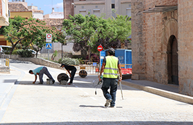 Obertura parcial del carrer València al trànsit de persones i vehicles 