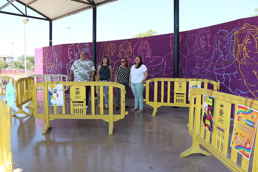 La regidoria de Polítiques LGTBIQ+ inaugura l'exposició de cartells de la Setmana de l'Orgull
