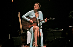 L'artista musical Maika Makovski actuarà al Mario Monreal el pròxim 27 de gener