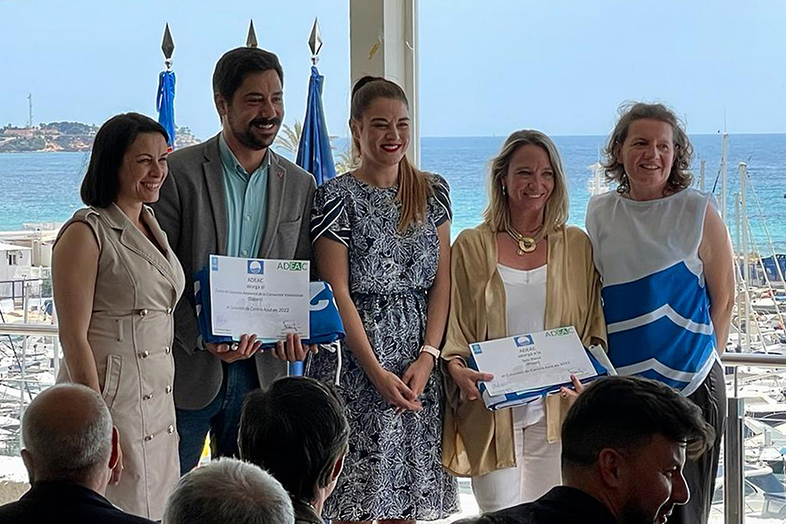 Sagunt ha recollit este dimarts en el Club Nàutic d'Orihuela les tres banderes blaves del municipi per a este estiu 2022