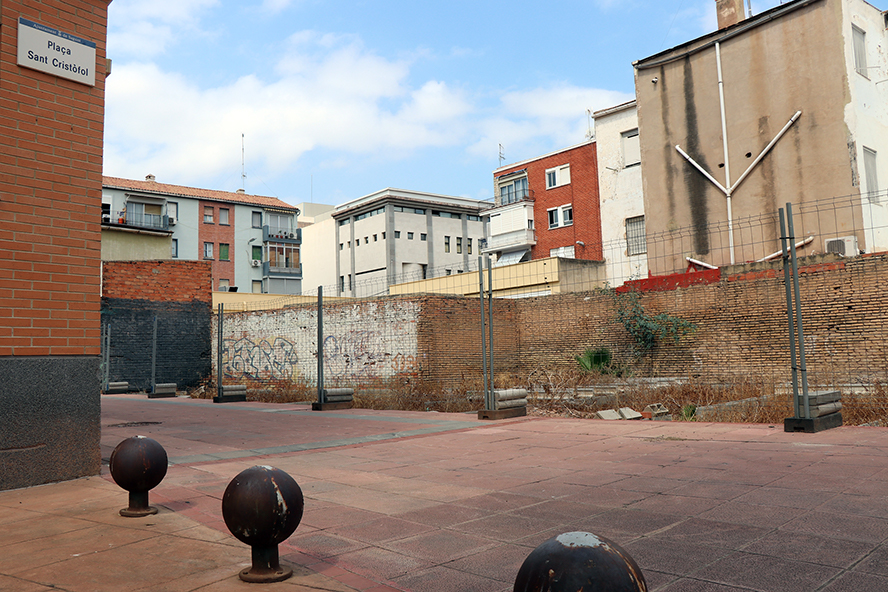 L'Ajuntament torna a licitar la construcció d'un edifici polifuncional a la plaça Sant Cristòfol de Sagunt