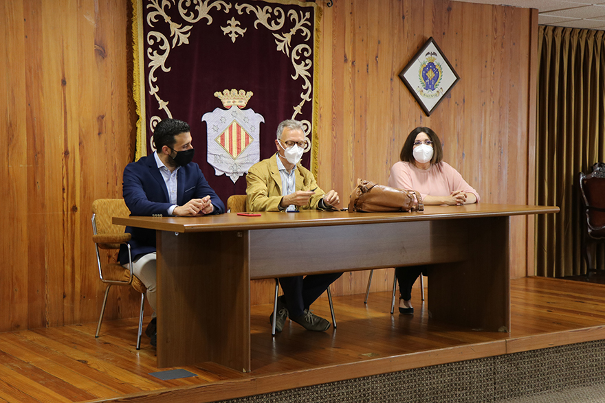 El Secretari Autonòmic d'Agricultura visita l'Ajuntament de Sagunt per a treballar i posar en comú la situació agrícola actual del municipi