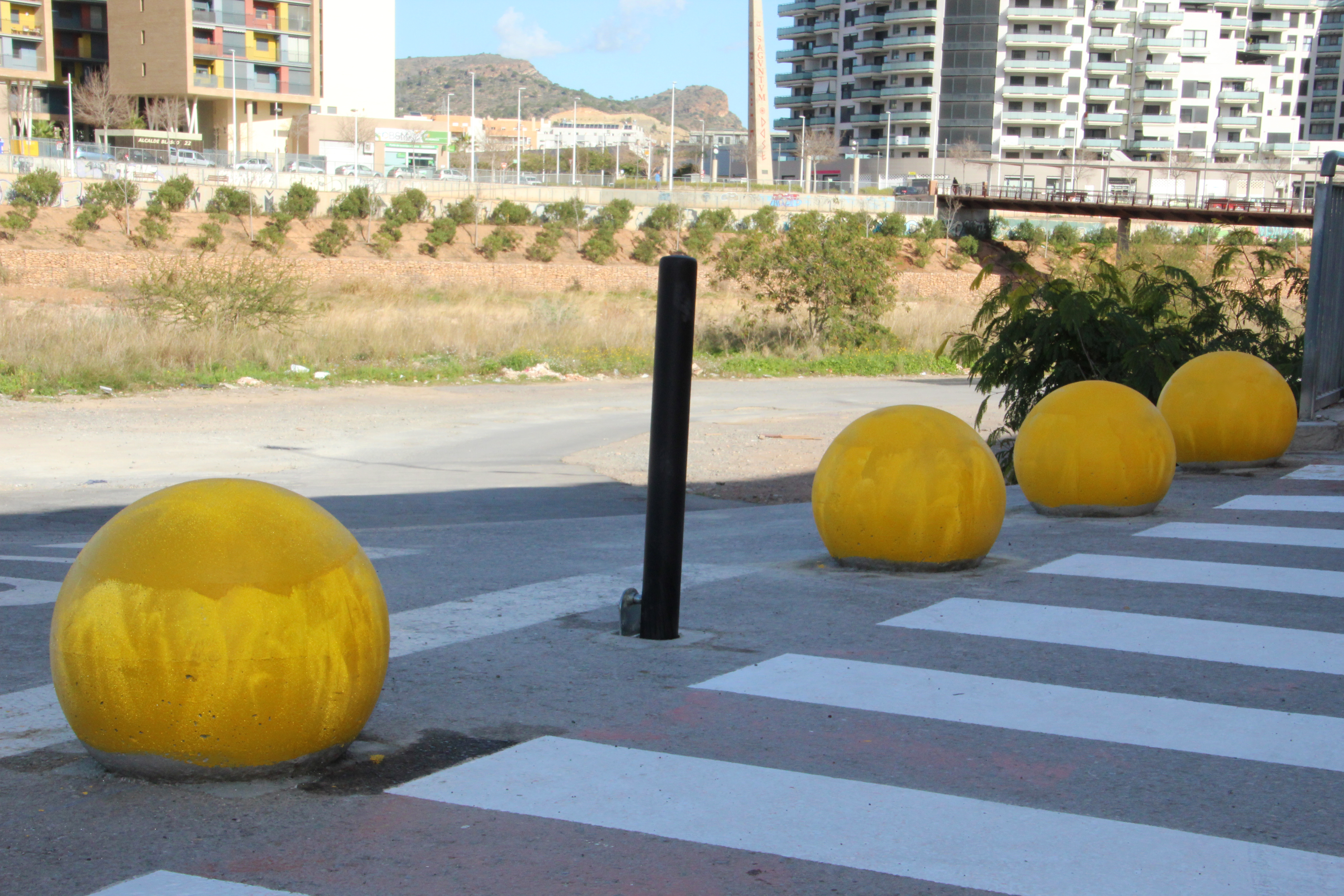 Quico Fernández: “l’Ajuntament de Sagunt no té cap responsabilitat de la prohibició d’aparcar en el riu i jo com alcalde menys encara”