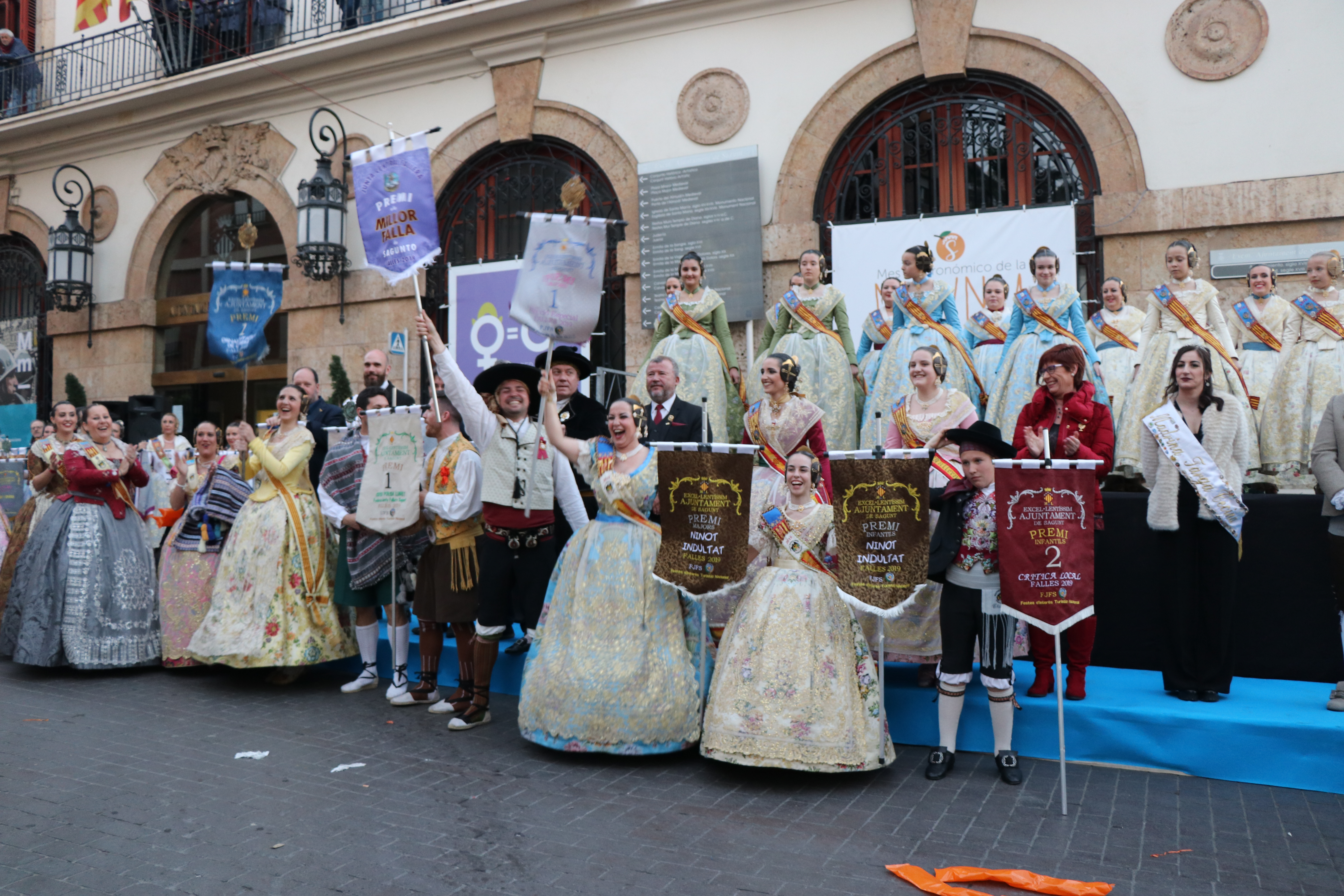 La Falla Plaça Rodrigo guanya el Premi a la Millor Falla de Sagunt i La Marina es fa amb el de Millor Falla Infantil