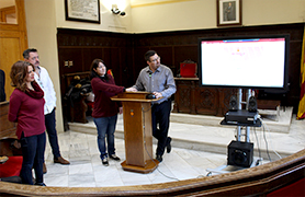 Comerç realitza el sorteig de Nadal i repartix 15.555 euros en premis