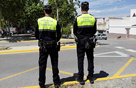 La Policia Local deté un home per agredir presumptament a la seua parella