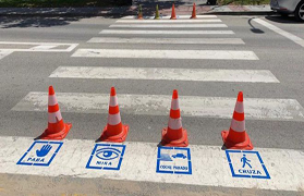 Sagunt iniciarà al març la implantació de pictogrames en els passos de vianants després de fer-ho en les piscines municipals