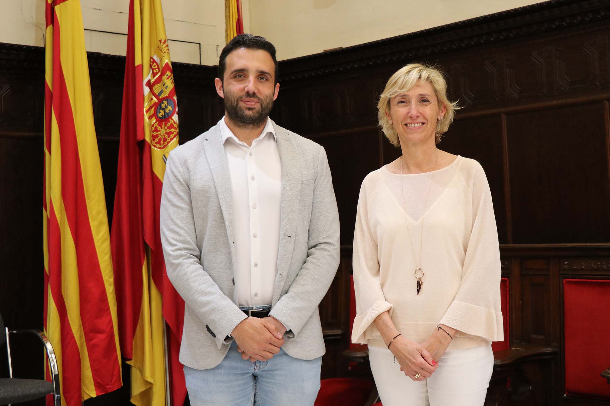 L'Ajuntament de Sagunt i el clúster d'Automoció de la Comunitat Valenciana col·laboraran per a afermar les inversions de l'automòbil elèctric