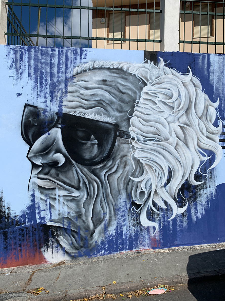 Finalitza el mural de LIVE + BARS en el festival d'Art Urbà Més que Murs