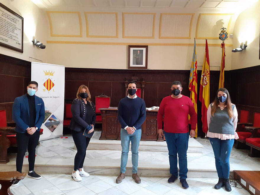 L'Asociación del Pueblo Gitano presenta al alcalde el seu projecte d’activitas