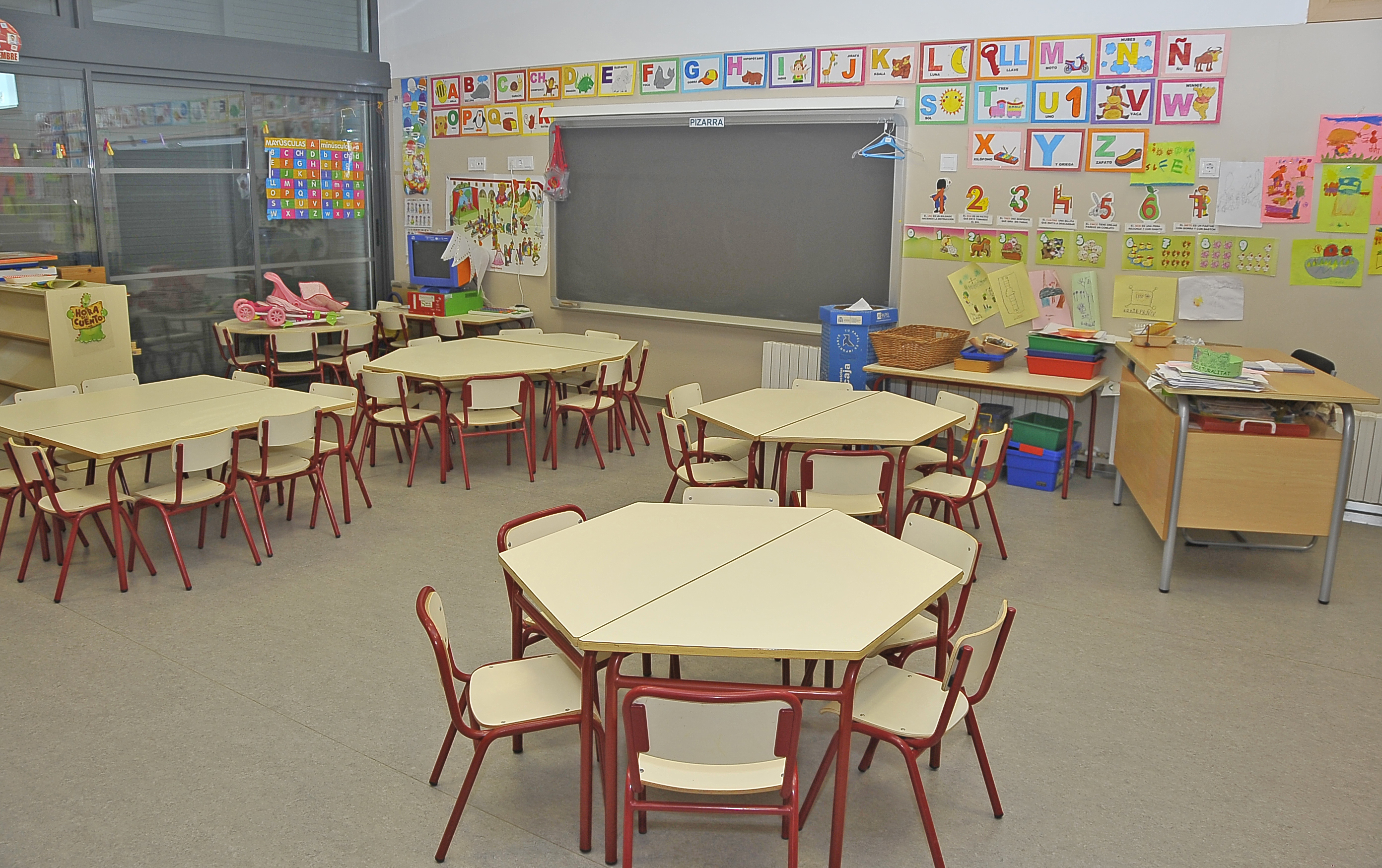 El CEIP Maestro Tarazona oferirà ensenyament per a xiquets de dos a tres anys el pròxim curs