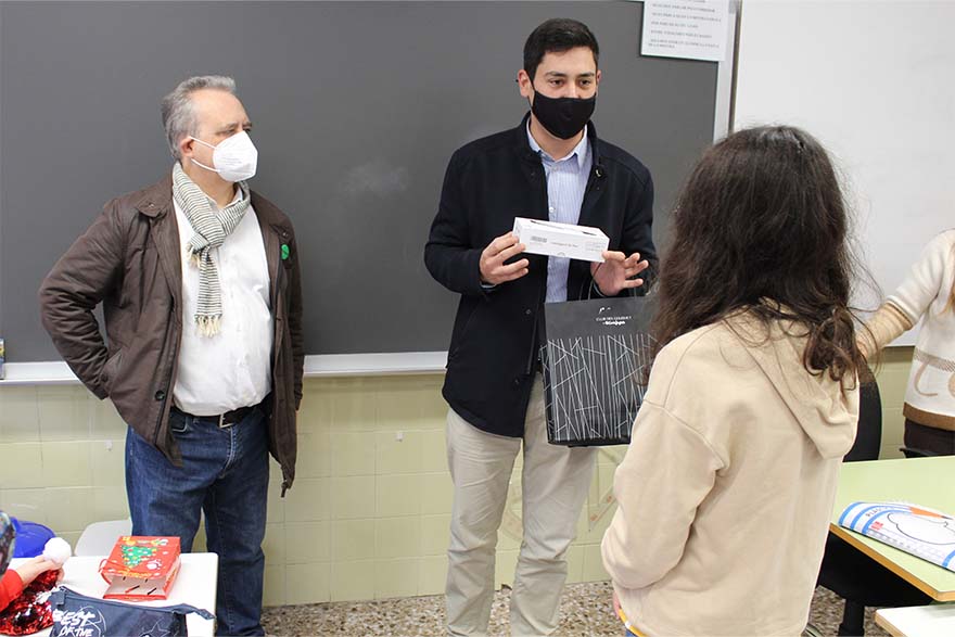 L'Ajuntament entrega els premis del concurs escolar de dibuix de la SAG