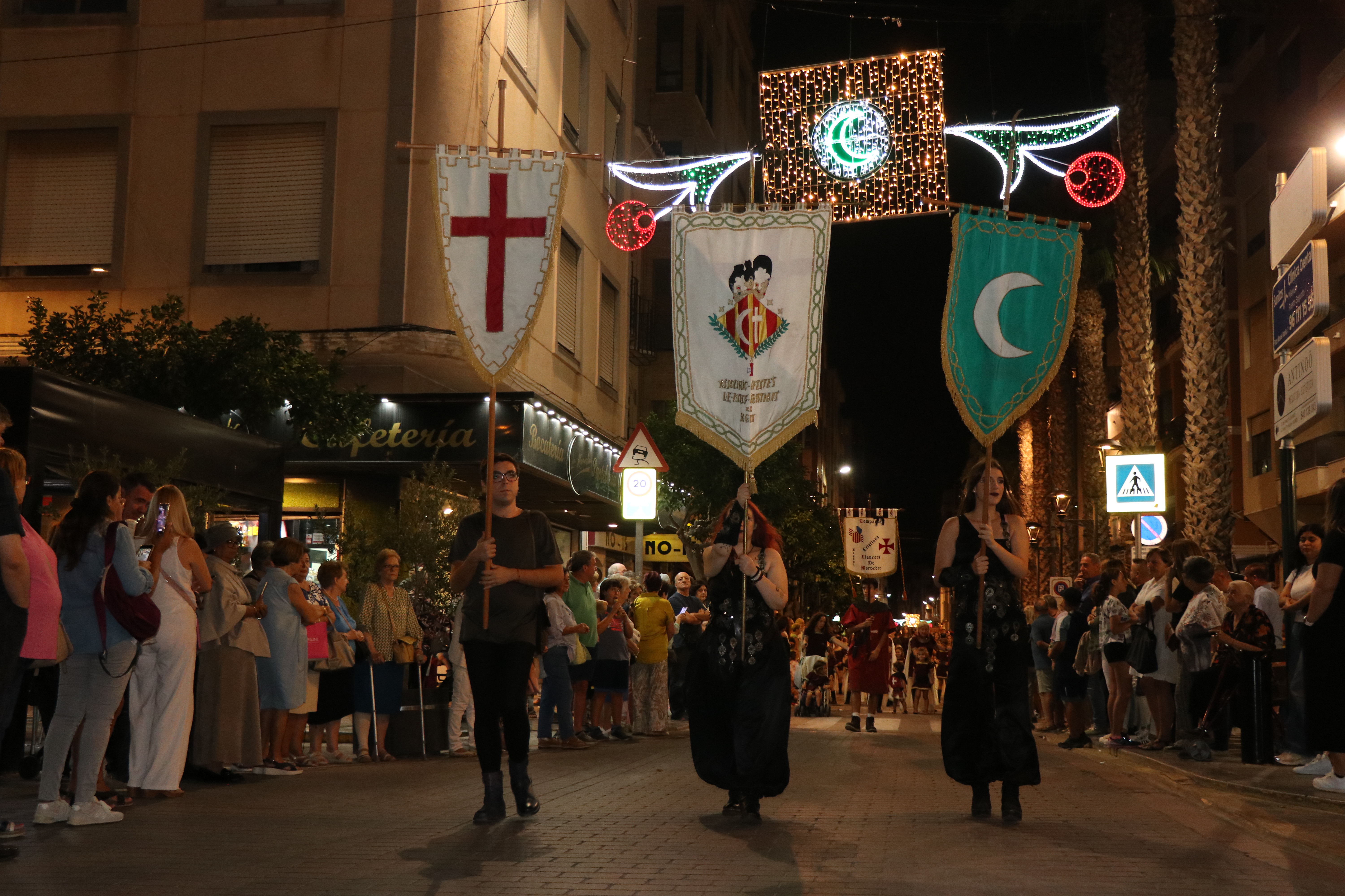 El ple aprova sol·licitar la declaració de la Festa de Moros i Cristians de Sagunt com a Festa d'Interés Turístic de la Comunitat Valenciana