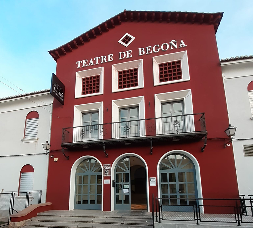L'Ajuntament retola el Teatre de Begoña i condiciona per a exposicions el vestíbul del centre cultural Mario Monreal