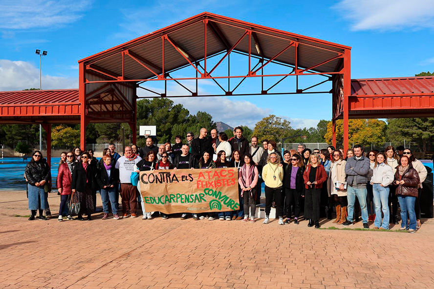 L'Ajuntament de Sagunt se suma a la condemna per les pintades a l'IES Clot del Moro