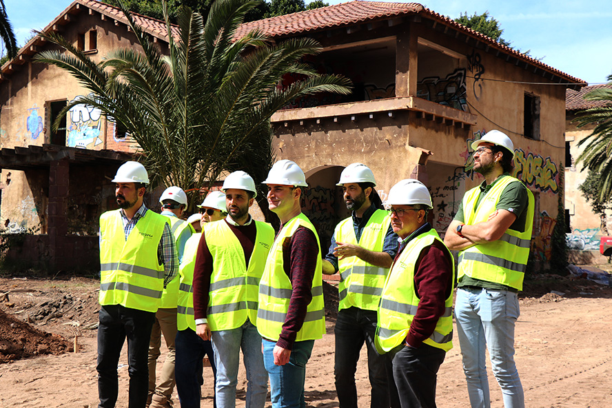 Les obres de la zona Est de l'antiga Gerència de AHM avancen a un ritme adequat