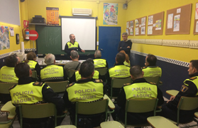 Policia Local manté reunions per a millorar la coordinació 