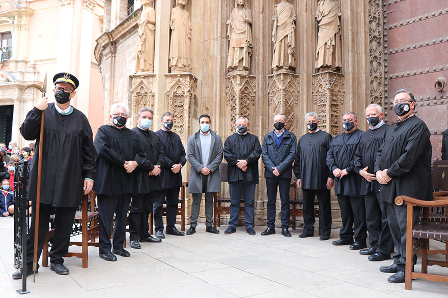 L'alcalde i el president de la Comunitat de Regants Sagunt assistixen a la sessió del Tribunal de les Aigües de València