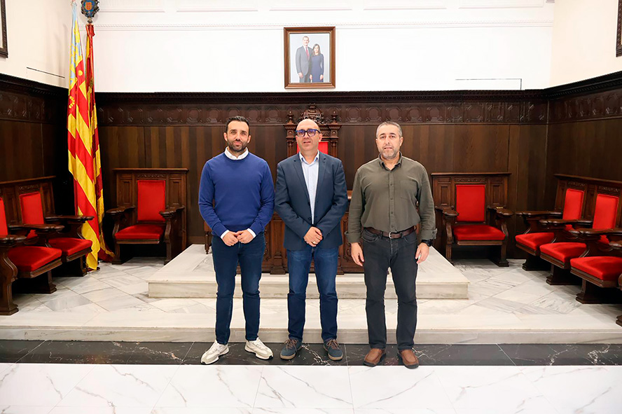 Sagunt treballa amb la Federació de Pilota Valenciana per a acollir-se al Pla de Trinquets de la Diputació